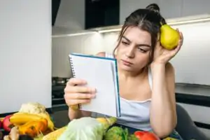 7 звичок, які легко покращать ваш раціон і самопочуття